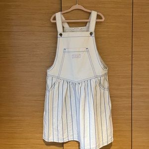 Fin & Vince Pinafore